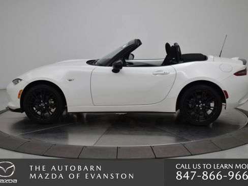 Certified 2025 MAZDA MX-5 Miata Club image 17