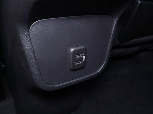 Used 2024 GMC Terrain SLE image 16