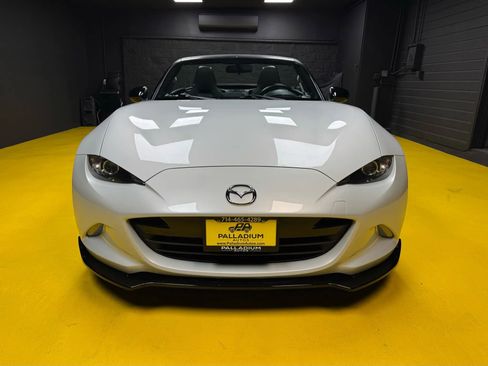 Used 2016 MAZDA MX-5 Miata Club image 2