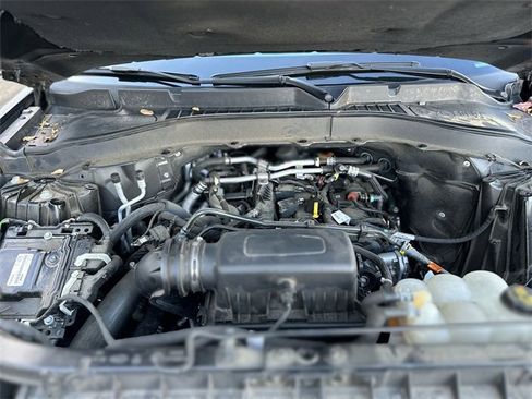 Certified 2021 Ford Explorer XLT w/ Equipment Group 202A image 28