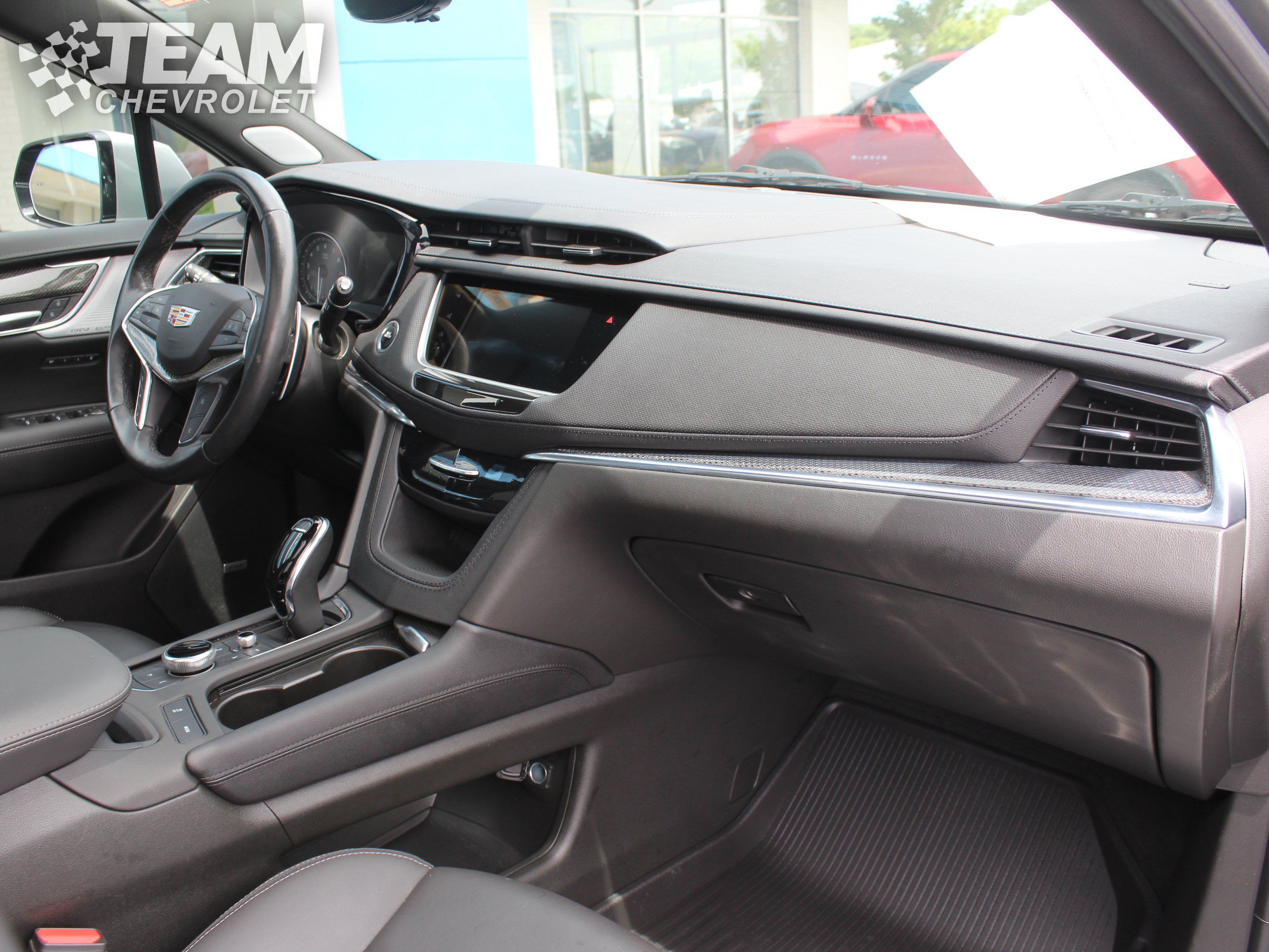 Used 2024 Cadillac XT5 Sportv w/ Technology Package AWD/4WD image 28