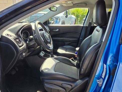 Used 2021 Jeep Compass Latitude FWD image 12
