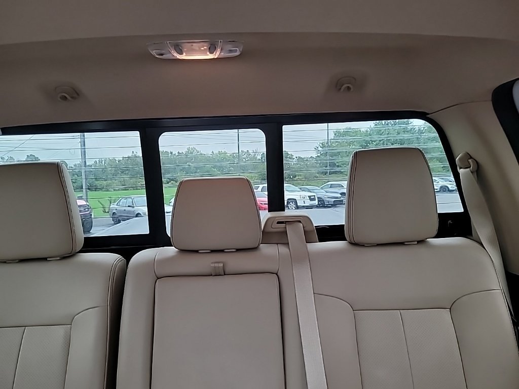 Used 2016 Ford F350 Lariat w/ Lariat Ultimate Package AWD/4WD image 9
