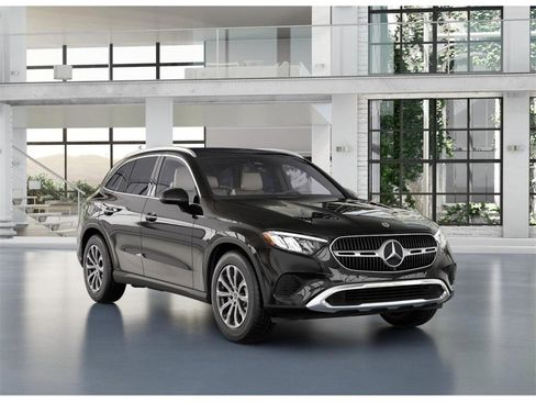New 2025 Mercedes-Benz GLC 300 4MATIC image 10