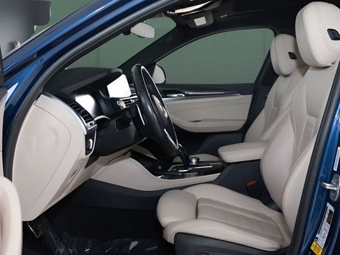 Used 2021 BMW X4 M40i w/ Executive Package image 10