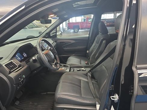 Used 2023 Honda Passport TrailSport image 26