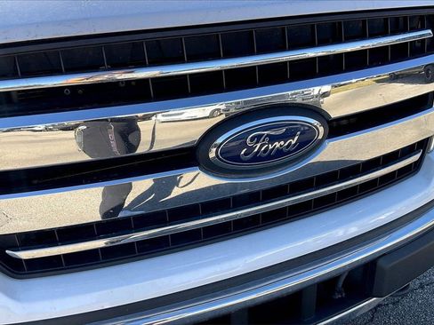 Used 2020 Ford F150 XLT w/ Trailer Tow Package image 29