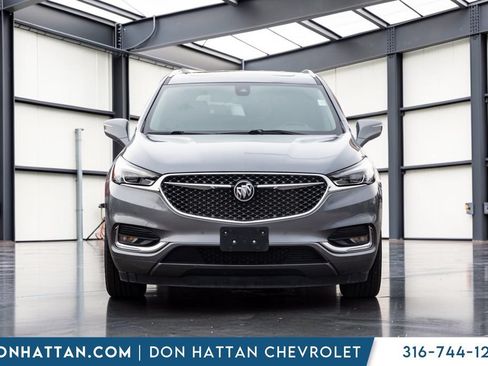 Used 2021 Buick Enclave Avenir w/ Avenir Technology Package AWD/4WD image 28