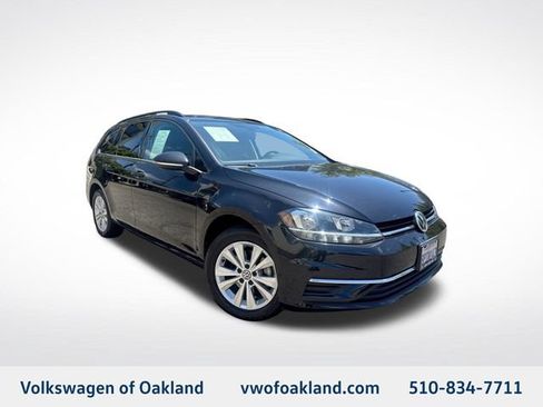Used 2019 Volkswagen Golf S AWD/4WD image 1