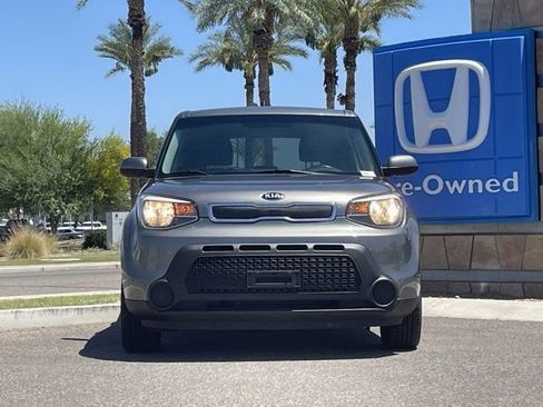 Used 2016 Kia Soul FWD image 4
