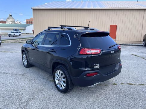 Used 2016 Jeep Cherokee Limited AWD/4WD image 5