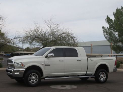 Used 2017 RAM 2500 Laramie w/ Convenience Group image 1