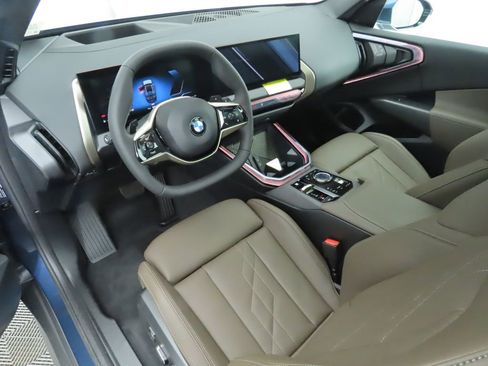 Certified 2025 BMW X3 xDrive30i w/ Premium Package image 10