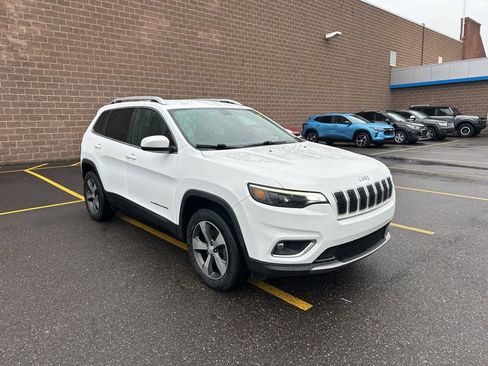 Used 2020 Jeep Cherokee Limited image 2