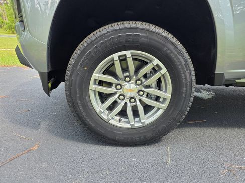 New 2026 Chevrolet Colorado LT RWD image 9