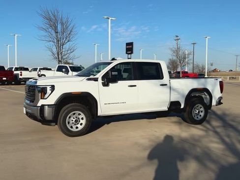 New 2026 GMC Sierra 2500 Pro w/ Convenience Package image 5