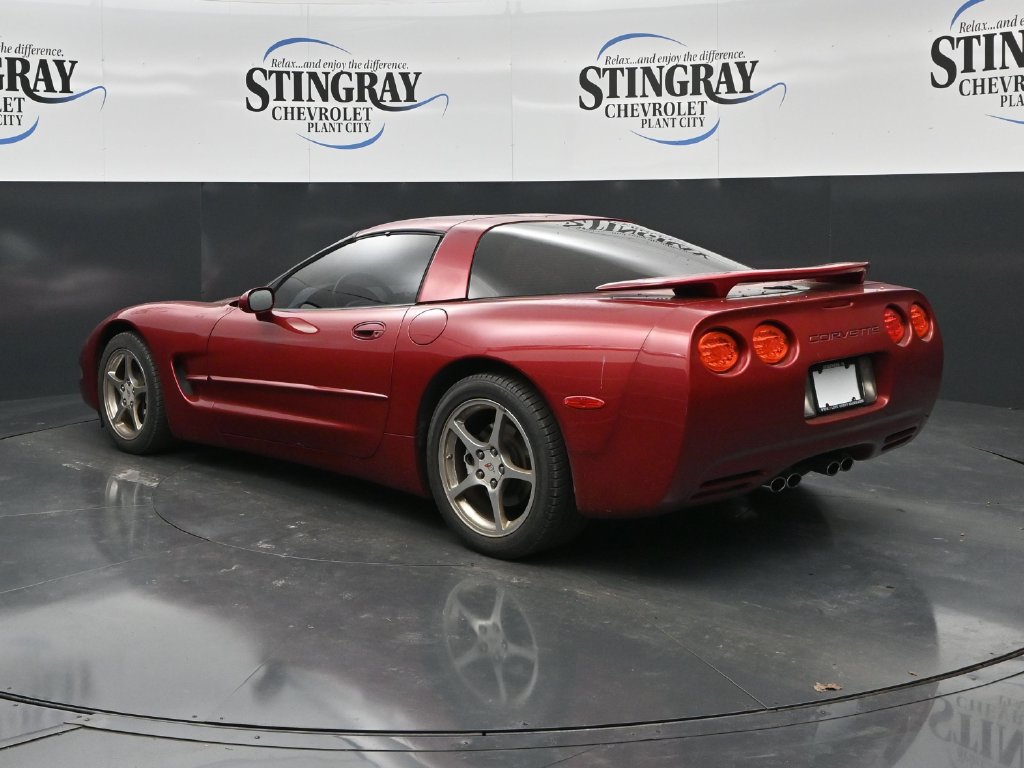 Used 2004 Chevrolet Corvette Coupe w/ Roof Package RWD image 5