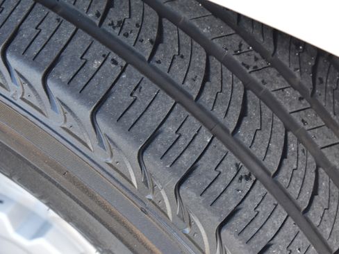 Used 2020 Chevrolet Colorado W/T image 11