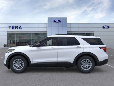 New 2026 Ford Explorer Active image 3