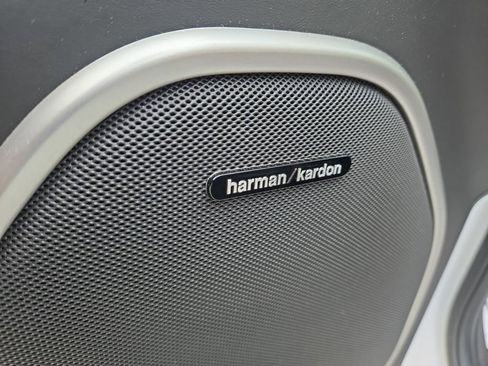 Used 2019 Jeep Grand Cherokee Summit image 9