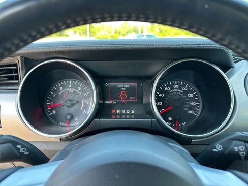 Used 2019 Ford Mustang Premium RWD image 24