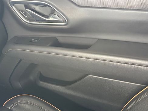 Used 2024 GMC Yukon AT4 w/ Technology Package image 30