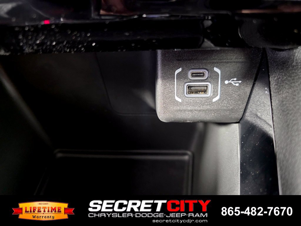 New 2026 Jeep Compass Latitude AWD/4WD image 26