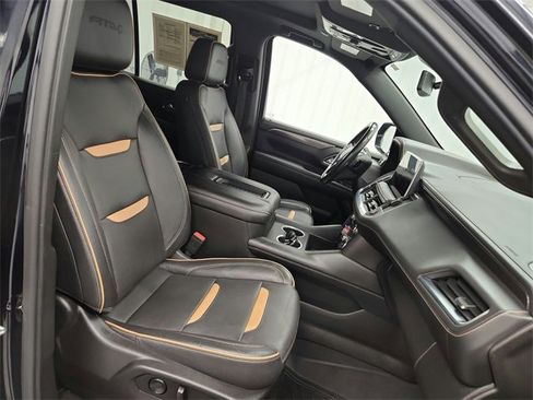 Used 2021 GMC Yukon AT4 image 41