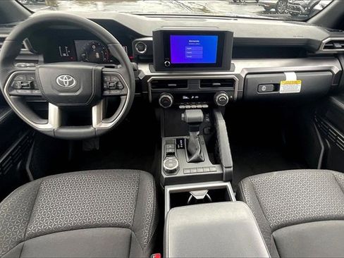 Used 2025 Toyota 4Runner SR5 image 15