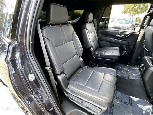 Used 2024 Chevrolet Tahoe RST w/ Luxury Package AWD/4WD image 18