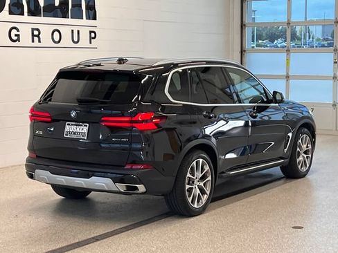 Used 2024 BMW X5 xDrive40i w/ Parking Assistance Package AWD/4WD image 7