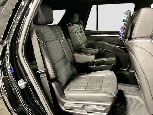 New 2026 Cadillac Escalade V w/ LPO, ONYX Package AWD/4WD image 35