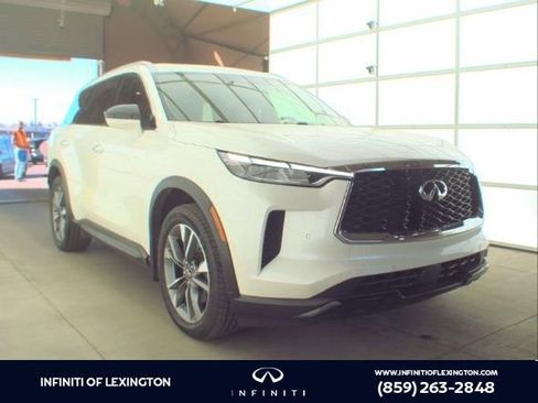 Used 2023 INFINITI QX60 Luxe w/ Vision Package AWD/4WD image 1