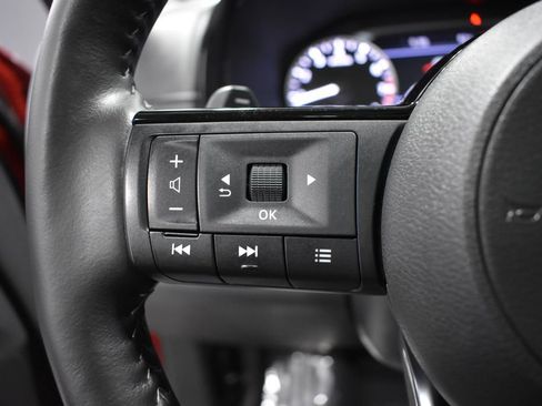 Used 2025 Nissan Pathfinder SL w/ SL Premium Package AWD/4WD image 30