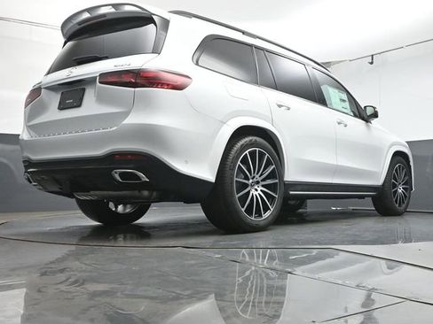 Used 2026 Mercedes-Benz GLS 450 4MATIC image 45