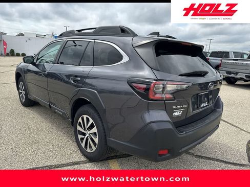 Used 2024 Subaru Outback Premium AWD/4WD image 4