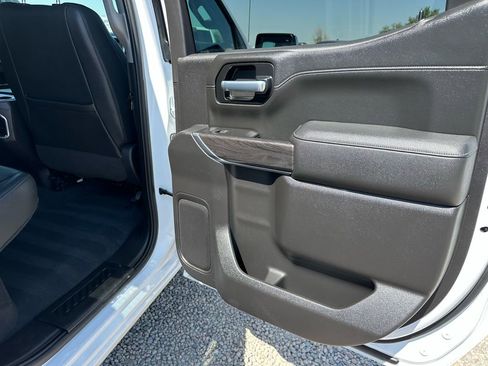 Used 2021 Chevrolet Silverado 1500 LTZ image 21