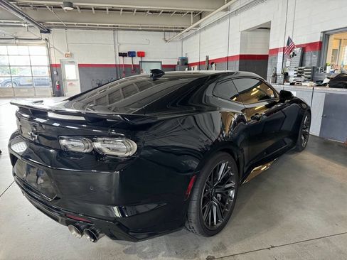 Used 2020 Chevrolet Camaro ZL1 RWD image 3