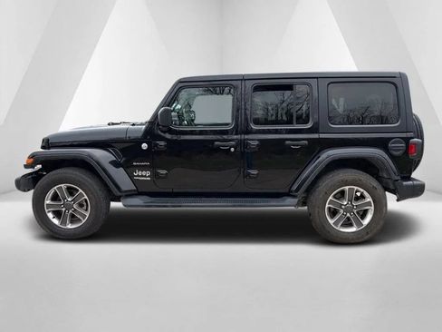 Used 2021 Jeep Wrangler Unlimited Sahara AWD/4WD image 4