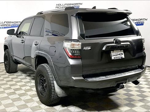 Used 2020 Toyota 4Runner SR5 Premium RWD image 8