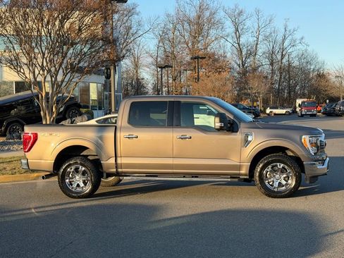 Used 2022 Ford F150 XLT w/ Equipment Group 302A High image 5