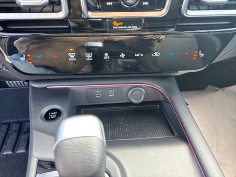 New 2026 Nissan Sentra SR w/ SR Premium Package FWD image 35
