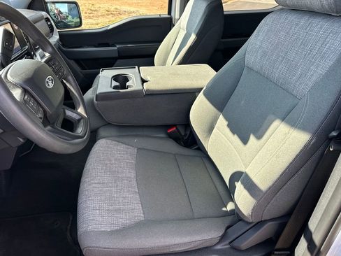 Used 2023 Ford F150 XLT w/ Trailer Tow Package image 9