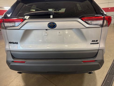 Used 2024 Toyota RAV4 XLE image 25