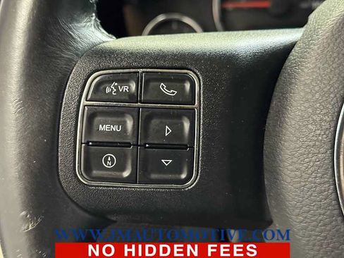Used 2013 Jeep Wrangler Unlimited Sahara w/ Dual Top Group AWD/4WD image 34