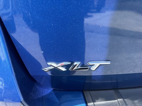 Used 2020 Ford Explorer XLT w/ Equipment Group 202A AWD/4WD image 47
