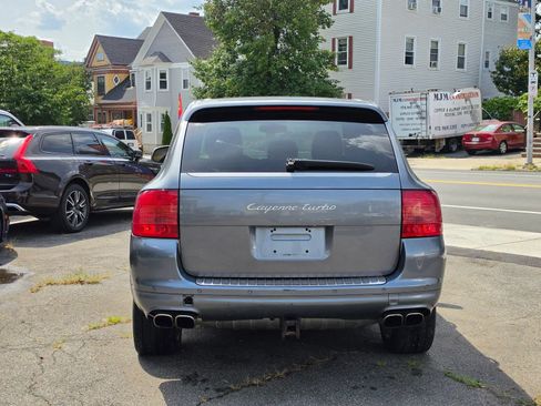 Used 2006 Porsche Cayenne Turbo AWD/4WD image 5