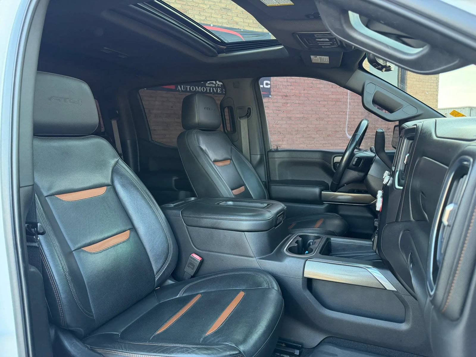 Used 2020 GMC Sierra 1500 AT4 w/ AT4 Premium Package AWD/4WD image 34