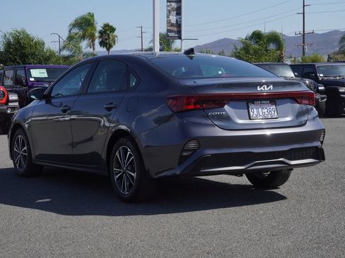Used 2024 Kia Forte LXS w/ LXS Technology Package FWD image 3