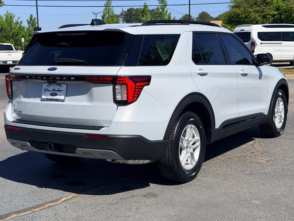 New 2026 Ford Explorer Active w/ Active Comfort Package RWD image 4